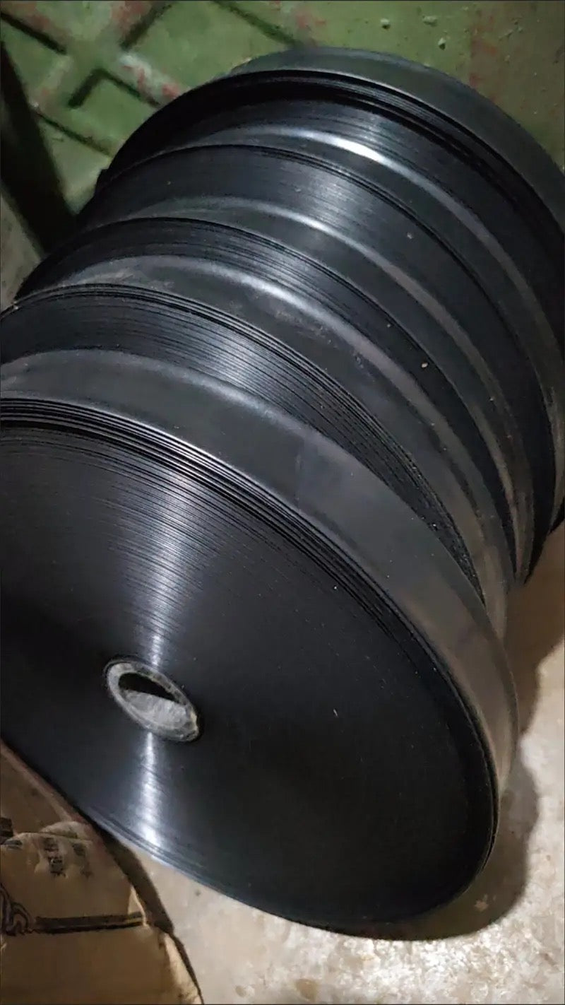 ທໍ່ນ້ຳພຸ້ງ ຍາວ 200m