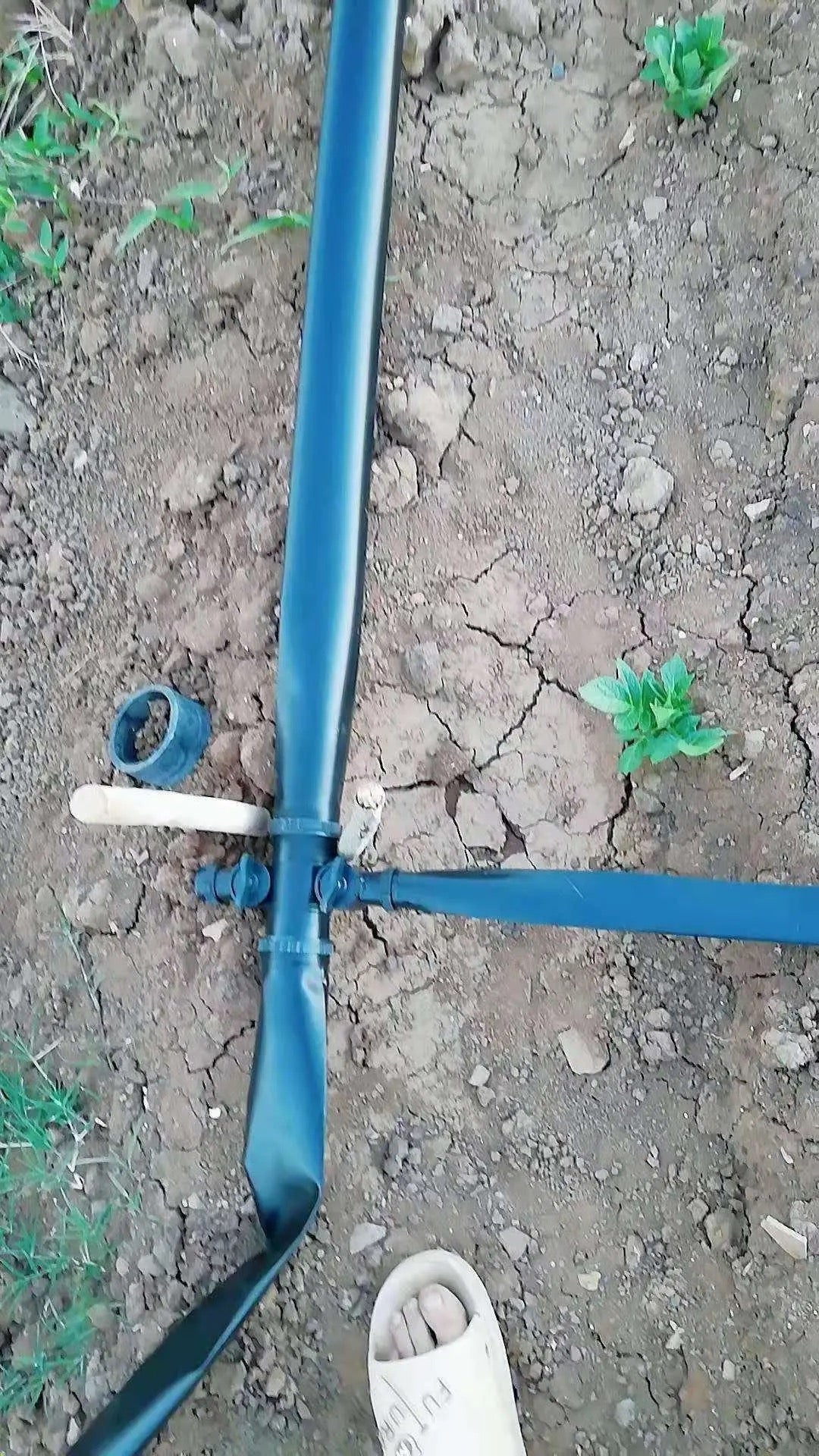 ທົ່ງສົ່ງນ້ຳ pe ອ່ອນ